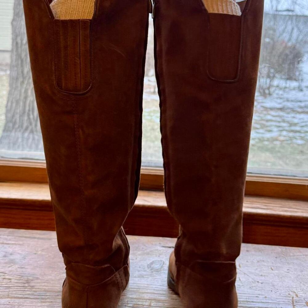 Leather knee high boots woman's size 7 - Picture 2 of 8